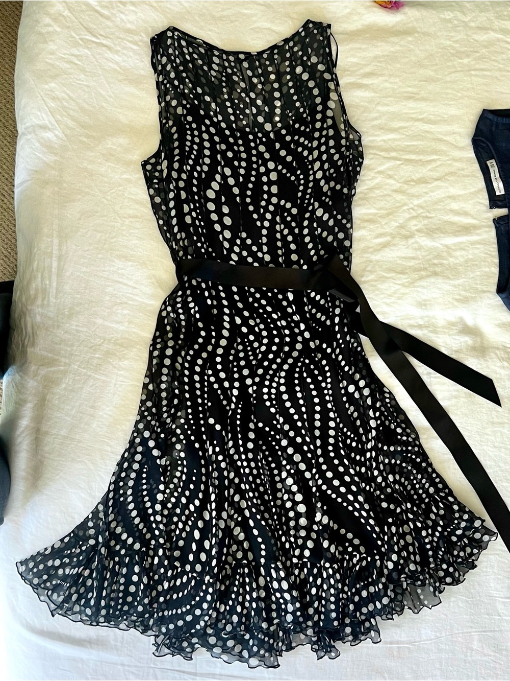Flirty cocktail dress by Teri Jon